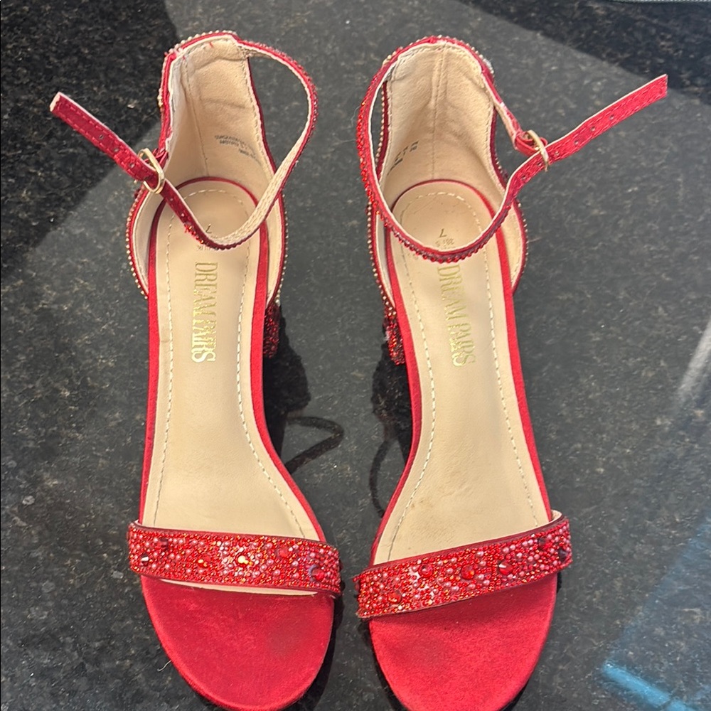 Dream Pairs ruby sparkle red dress shoes woman’s size 7
